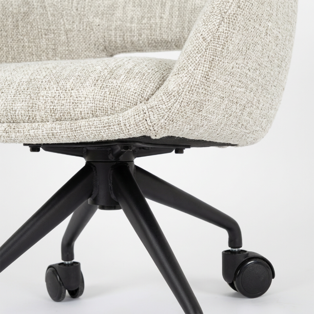 Picture of Deonte dining chair on wheels