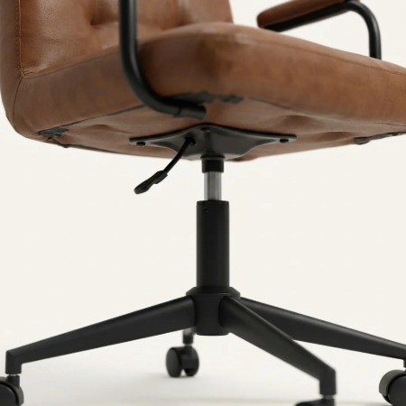 Picture of Lennix office chair with armrests